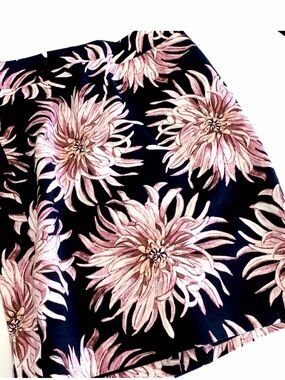 Anne Taylor Black & Magenta Floral Skirt